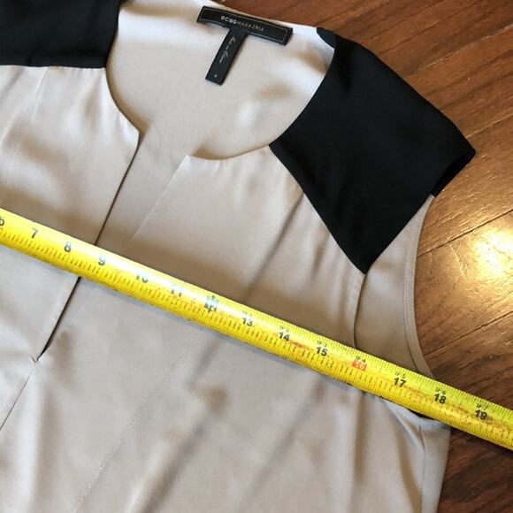 BCBGMAXAZRIA High Low Blouse - Picture 5 of 9